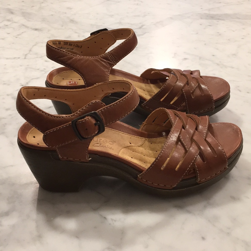 Woman’s Clark’s sandals